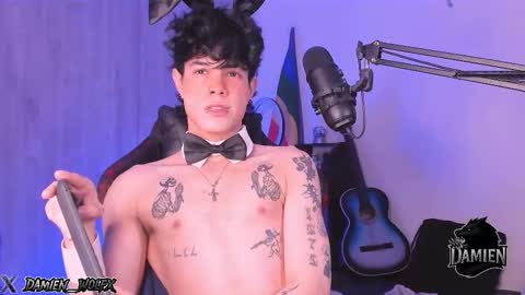 Snapshot of cinnamon_boyxxx chatting on 09/22/25, 02:35 David     Independent Model online show from 09/22/25, 02:35