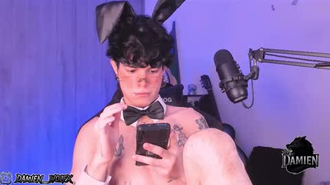 Snapshot of cinnamon_boyxxx chatting on 09/24/25, 01:20 David     Independent Model online show from 09/24/25, 01:20