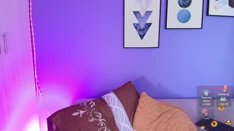 Snapshot of cinnamon_kyla chatting on 01/18/25, 05:37 cinnamon_kyla online show from 01/18/25, 05:37