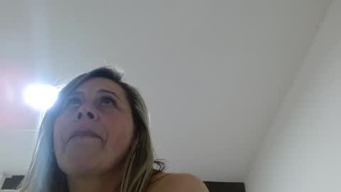 Snapshot of cinthia1609 chatting on 02/04/25, 01:23 cinthia1609 online show from 02/04/25, 01:23
