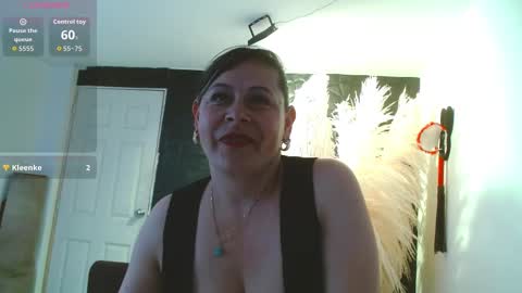 Snapshot of cinthia1609 chatting on 10/15/25, 09:04 cinthia1609 online show from 10/15/25, 09:04