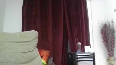 cinthia2525 online show from 09/12/25, 10:15