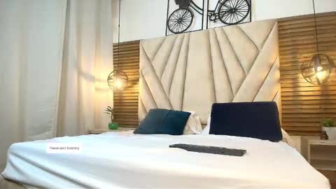 Snapshot of cinthiabaker chatting on 09/11/25, 12:05 cinthiabaker online show from 09/11/25, 12:05