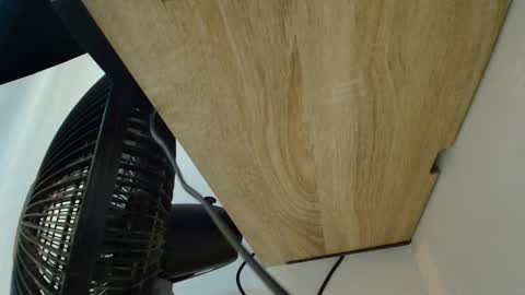 Snapshot of cinthiabaker chatting on 11/13/25, 11:31 cinthiabaker online show from 11/13/25, 11:31