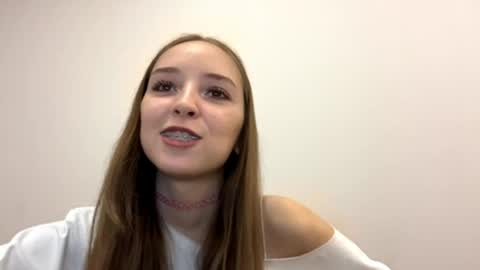 Snapshot of cinthiaprysock chatting on 04/25/26, 02:47 Aurora online show from 04/25/26, 02:47