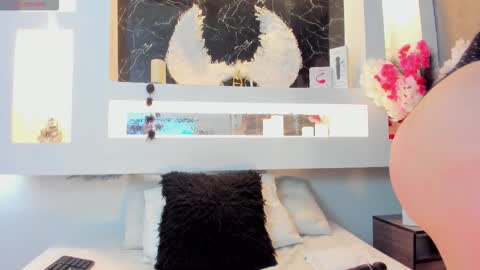 Snapshot of cinthya_mjs chatting on 09/24/25, 12:19 Cinthya  online show from 09/24/25, 12:19