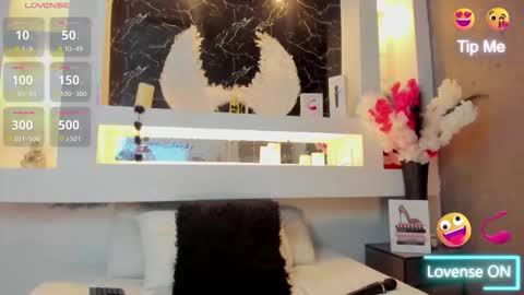 Snapshot of cinthya_mjs chatting on 10/08/25, 12:14 Cinthya  online show from 10/08/25, 12:14