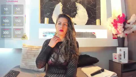 Snapshot of cinthya_mjs chatting on 11/10/25, 12:26 Cinthya online show from 11/10/25, 12:26