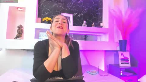 Snapshot of cinthya_mjs chatting on 02/21/26, 02:29 Cinthya online show from 02/21/26, 02:29