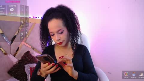 Snapshot of cintia_holms chatting on 01/25/25, 12:26 Cintia online show from 01/25/25, 12:26
