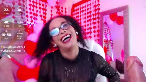 Snapshot of cintia_holms chatting on 02/16/25, 02:43 Cintia online show from 02/16/25, 02:43