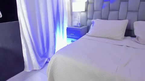 CintiaCollins  online show from 12/05/24, 03:15