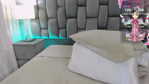 CintiaCollins  online show from 12/14/24, 12:55