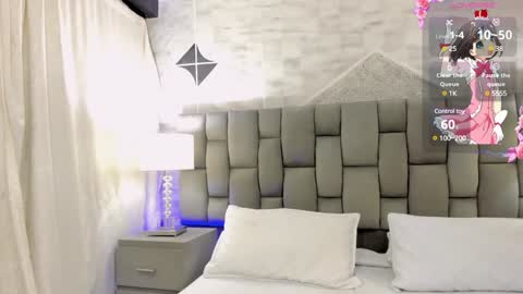 CintiaCollins  online show from 12/17/24, 11:49