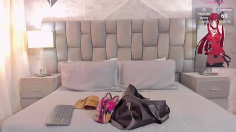 CintiaCollins  online show from 01/16/25, 08:46