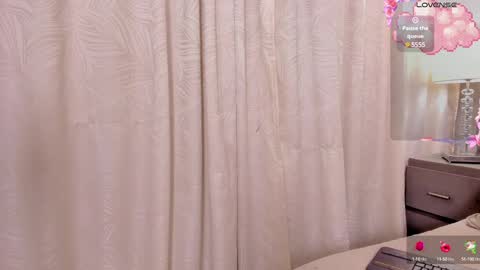 CintiaCollins  online show from 02/12/25, 04:01