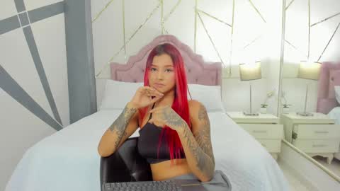 CintiaCollins  online show from 02/19/25, 07:27