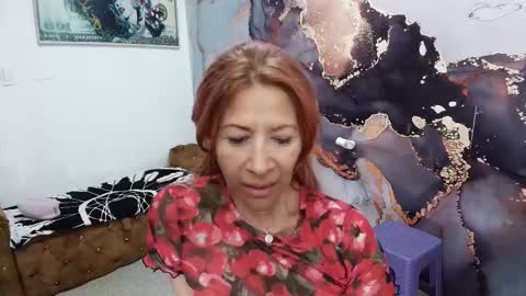 Snapshot of cintiagreyx chatting on 02/17/25, 05:43  CINTIA  online show from 02/17/25, 05:43
