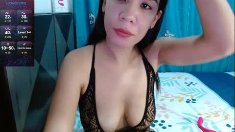 Snapshot of cintialorens1 chatting on 02/09/25, 10:00 joha natural hairy pussydont forget thumbs up online show from 02/09/25, 10:00