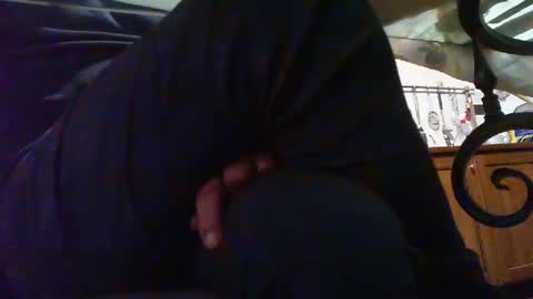 Snapshot of ciop1962 chatting on 11/19/25, 06:41 ciop1962 online show from 11/19/25, 06:41