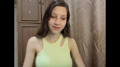 Lisa Salivan online show from 11/19/25, 11:05