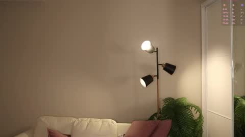 Sandy online show from 10/12/25, 08:08