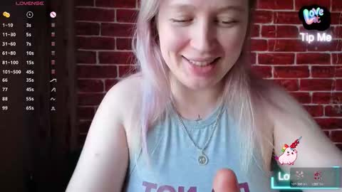 Snapshot of citrusblissss chatting on 03/27/26, 11:10 citrusblissss online show from 03/27/26, 11:10