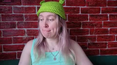 Snapshot of citrusblissss chatting on 04/03/26, 02:31 citrusblissss online show from 04/03/26, 02:31