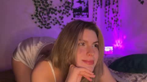 Snapshot of citruska chatting on 10/15/25, 06:19 karina online show from 10/15/25, 06:19