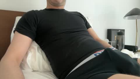 Snapshot of citylights136 chatting on 03/28/26, 02:27 citylights136 online show from 03/28/26, 02:27