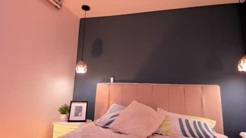 Snapshot of cityygirl_ chatting on 02/14/26, 05:15 Anna online show from 02/14/26, 05:15