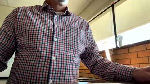 Cjd32 online show from 09/29/25, 04:23