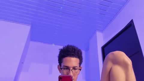 Snapshot of cj_davis1 chatting on 11/25/25, 03:01 cj_davis1 online show from 11/25/25, 03:01