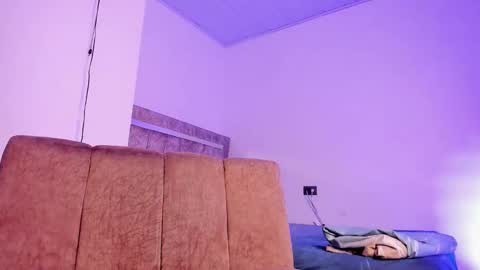 cj_davis1 online show from 01/08/26, 07:49