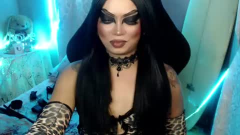 QUEEN CESS online show from 06/26/26, 04:11
