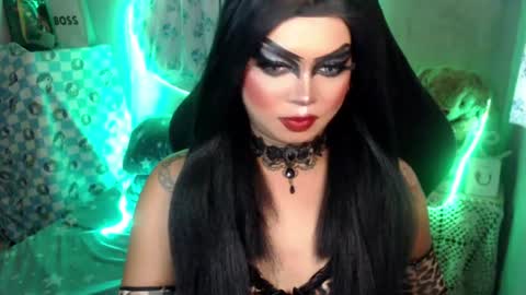 QUEEN CESS online show from 07/06/26, 07:05
