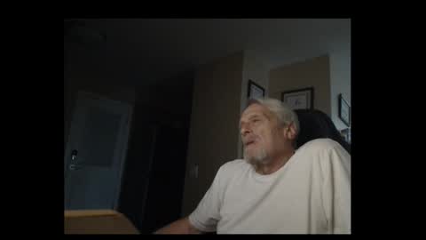 Snapshot of cjscout chatting on 11/26/25, 02:23 cjscout online show from 11/26/25, 02:23