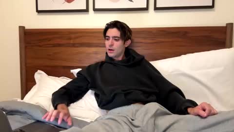 ckeefer96 online show from 10/29/25, 05:58