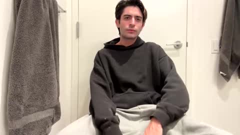 Snapshot of ckeefer96 chatting on 11/07/25, 06:30 ckeefer96 online show from 11/07/25, 06:30