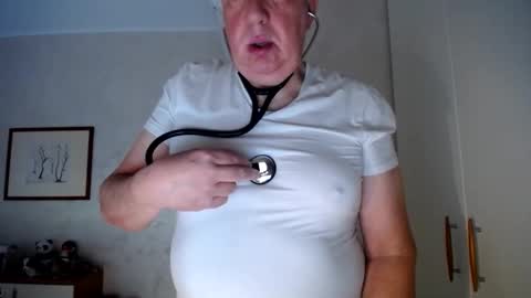 Snapshot of clacock chatting on 04/27/26, 09:18 clacock online show from 04/27/26, 09:18