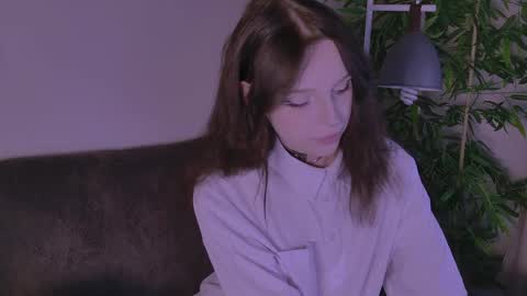 Claire Bennett online show from 05/17/26, 11:01