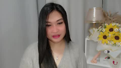 Snapshot of claire_wntr chatting on 05/27/26, 04:31 CLAIRE online show from 05/27/26, 04:31