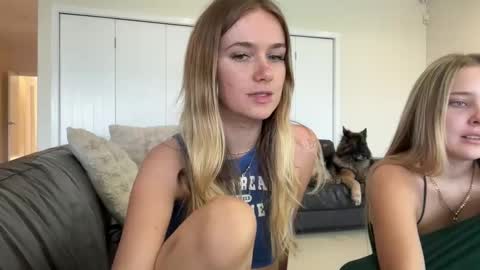 Snapshot of clairebabyy1 chatting on 12/01/25, 12:59 Claire online show from 12/01/25, 12:59