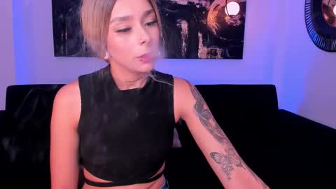 Snapshot of clairedawsonx chatting on 03/21/26, 08:19 Claire Dawson online show from 03/21/26, 08:19