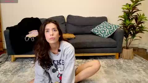 Snapshot of clairevarhol chatting on 06/15/26, 12:02 clairevarhol online show from 06/15/26, 12:02