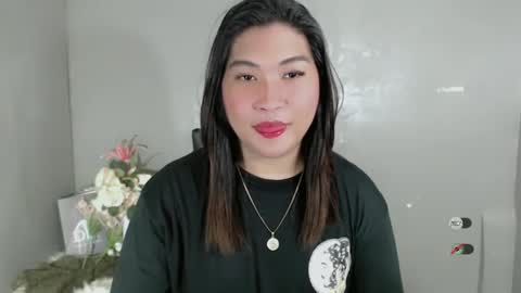 CLAIRE online show from 02/06/25, 08:29