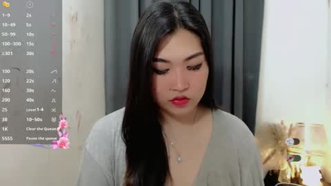 CLAIRE online show from 11/04/25, 04:11