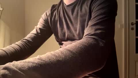 clamshive7 online show from 11/10/25, 05:12