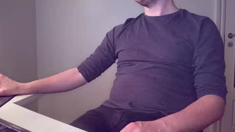 clamshive7 online show from 02/19/26, 08:38