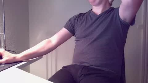 Snapshot of clamshive7 chatting on 04/06/26, 12:41 clamshive7 online show from 04/06/26, 12:41